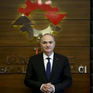 وزير الصناعة التركي: سيارتنا ستكون أجود وأرخص من مثيلاتها