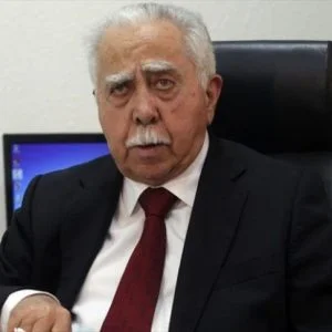 السياسي عبد الرزاق طبيشات.. قصة نجاح أردنية بدأت في تركيا