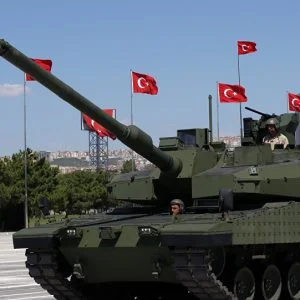 تركيا تلقت عروضا لإنتاج 500 دبابة