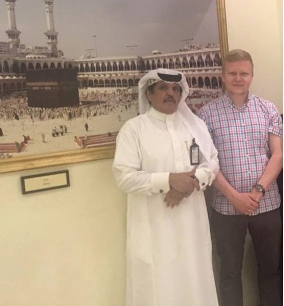 شاهد تجربة شهر عسل عروسين في مكة ! 1