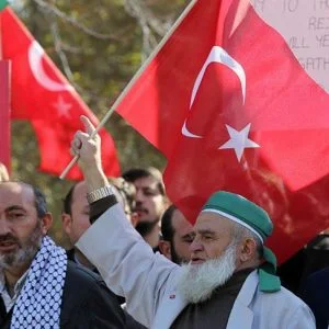 تركيا تنتفض ضد “وعد بلفور”.. واحتجاجات بأنقرة
