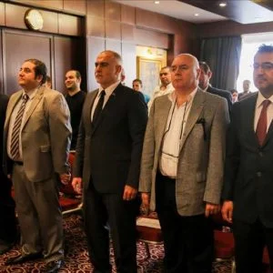 مسؤولون مصريون يشاركون بمؤتمر “هيا نصنع معا” في تركيا