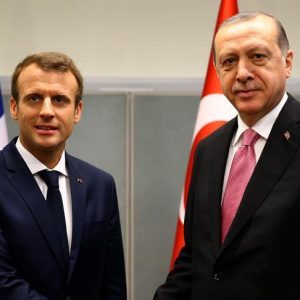 أردوغان وماكرون يؤكدان على وحدة الأراضي السورية