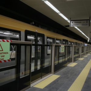 خلال 4 أيام .. أول مترو ذاتي القيادة في تركيا ينقل أكثر من 292 ألف راكب