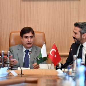 مسؤول كشميري يدعو تركيا للوساطة بين باكستان والهند لإطلاق مبادرة حوار