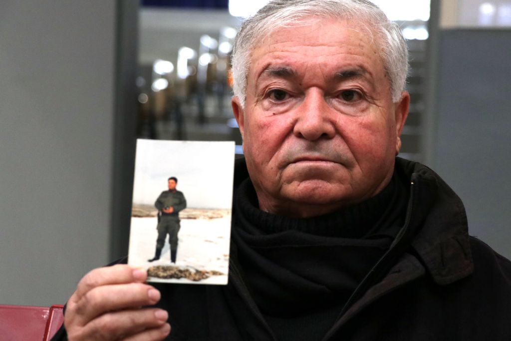 بعد 49 عاما تركي يحقق حلمه ويعود إلى الدراسة بالجامعة. 3