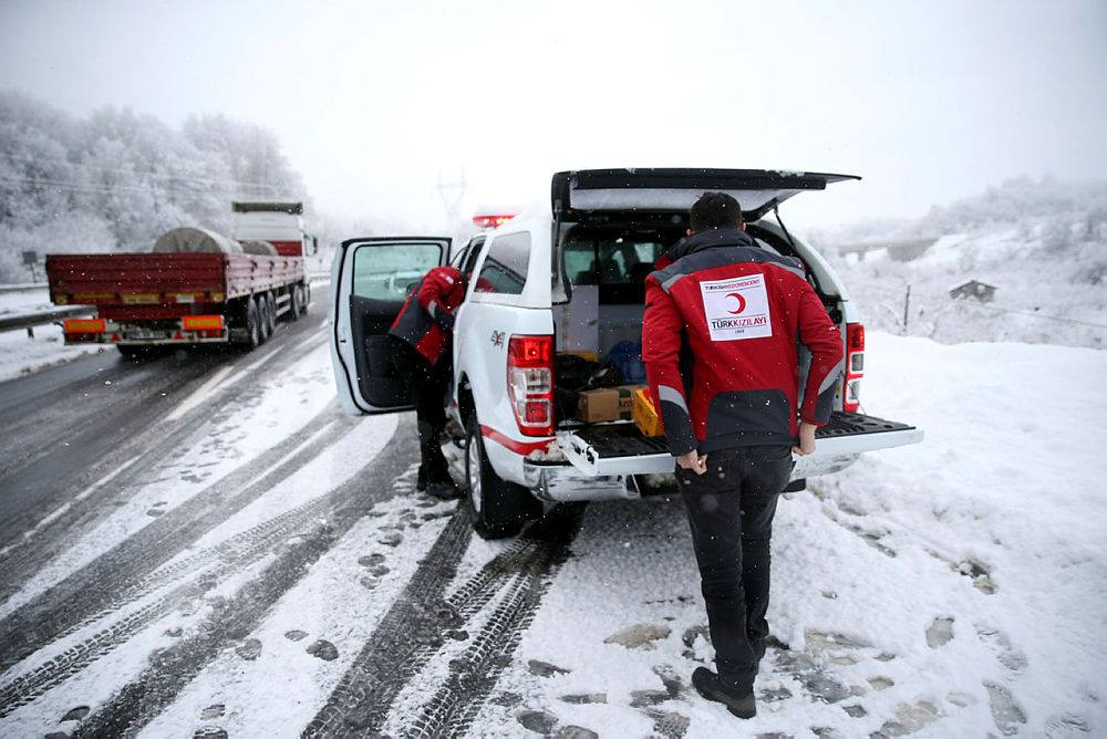 شاهد.. ثلوج كثيفة تتساقط على ولايات شرق تركيا 6 شاهد.. ثلوج كثيفة تتساقط على ولايات شرق تركيا 5
