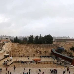 اسرائيل تتحدى المسلمين