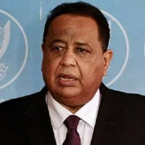 غندور حول التقارب مع تركيا: ليمت بغيظه من يمت!