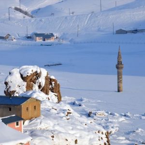 تساقط كثيف للثلوج على شرقي تركيا