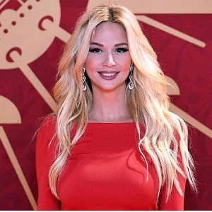 روسيا ترسل ملكة جمالها إلى مصر