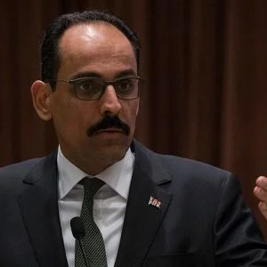 الرئاسة التركية مستاءة مما قام به وزير الخارجية الاماراتي