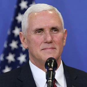 نائب الرئيس الأمريكى يؤجل زيارته للشرق الأوسط