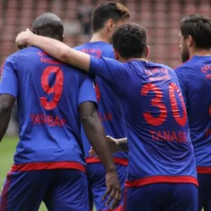 جنتشليربيرليجي يُعمق جراح كارابوك سبور بثنائية نظيفة