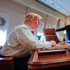 كم تكلف “ثلاجة” طائرة ترامب