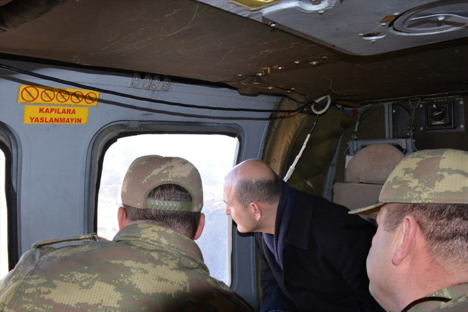 وزير الداخلية التركي يتفقد الجدار الأمني على الحدود مع إيران 2 وزير الداخلية التركي يتفقد الجدار الأمني على الحدود مع إيران 1