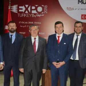 السفير التركي بالدوحة يستقبل وفد رجال أعمال من بلاده