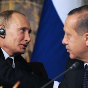 صحيفة روسية: ما الذي تتوقعه روسيا من تركيا بشأن سوريا؟