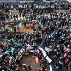 مئات السوريين يتظاهرون باعزاز دعمًا للعملية العسكرية التركية المرتقبة بعفرين