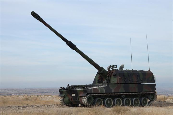 المدفعية التركية تواصل دك مواقع عسكرية للإرهابيين في عفرين 9