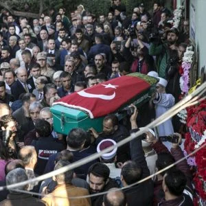 صور.. تشييع جثمان شهيدة قذائف الحقد الإرهابي في هطاي