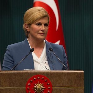 رئيسة كرواتيا: تركيا تقدم الأمان للاجئين وفرصا تعليمية وصحية لهم