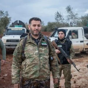 قيادي بالجيش الحر: نقاتل “بي كا كا” حتى نعيد أهالينا المشردين