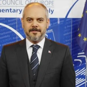 مسؤول تركي: الجمعية البرلمانية لمجلس أوروبا تضم أعضاء يتحدثون باسم التنظيمات الإرهابية