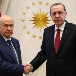 أردوغان يستقبل زعيم “الحركة القومية” في المجمع الرئاسي