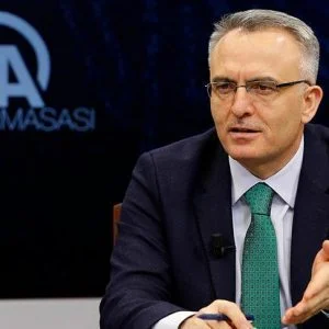 وزير المالية التركي: من المُحال أن تؤثر “غصن الزيتون” سلبا على الاقتصاد