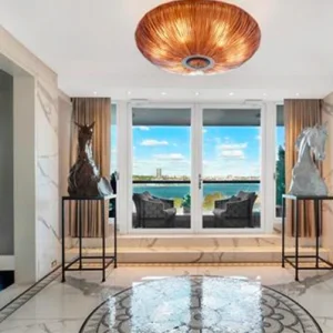 أمير سعودي يبيع قصرا بـ36 مليون دولار في مبنى ترامب