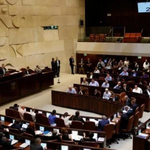 نائب في الكنيست الإسرائيلي: تل أبيب تتعاون مع داعش وتشتري منه النفط