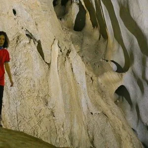 مغارة كرائين.. مقصد السياح الأجانب في أنطاليا التركية(صور)