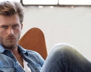 مهند ينوي منافسة “حبيب الملح”.. هل يتفوق الممثل التركي على خبير اللحوم؟