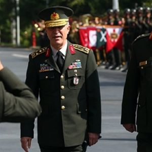 عاهل الأردن يستقبل رئيس أركان الجيش التركي