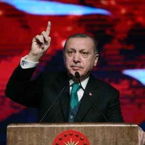 أردوغان: نتقدم نحو عفرين ولم يبق إلا القليل