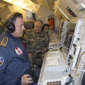 رئيس الأركان التركي: لدينا القوة لتنفيذ “غصن الزيتون” وفرض الرقابة على منطقة إيجة