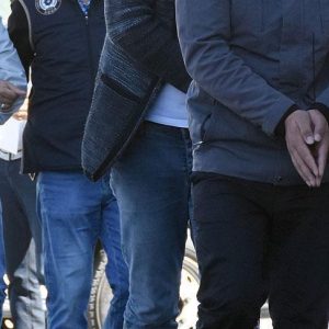 الشرطة التركية توقف شخصين مشتبه بانتمائهما إلى “داعش”