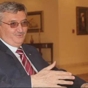 سفير تركيا بالدوحة ينفي نية تركيا نشر قوات بحرية في قطر