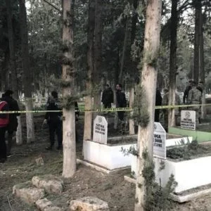 قذيفة “ب ي د” الإرهابي بعفرين تستهدف مقبرة في هطاي التركية