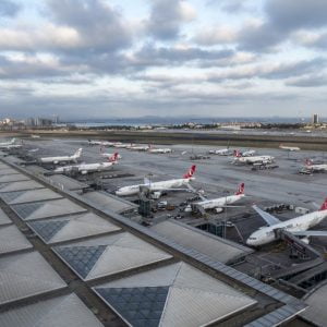 15 مليون مسافر عبر مطاري إسطنبول في شهرين
