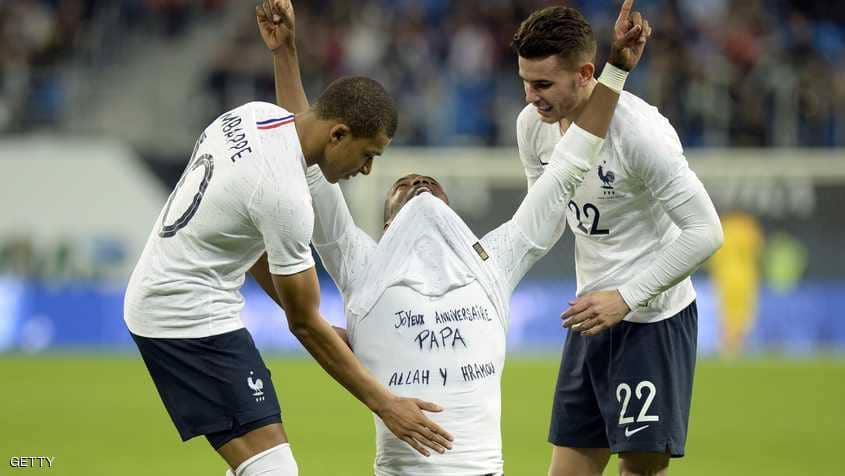 بوغبا "المسلم" يوجه رسالة مؤثرة لوالده الراحل 2 بوغبا "المسلم" يوجه رسالة مؤثرة لوالده الراحل 1