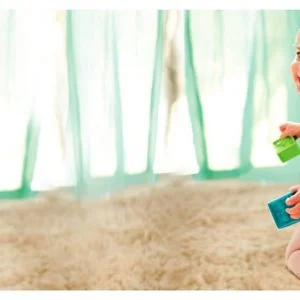 10 خطوات علمية لتنشئة أطفال سعداء