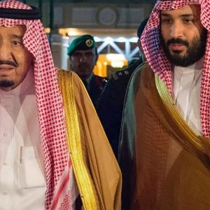 رد سعودي على مزاعم احتجاز والدة محمد بن سلمان
