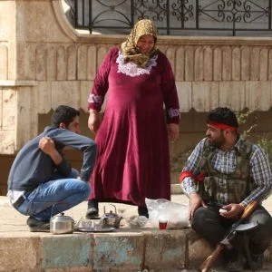 أهالي عفرين يرحبون بقوات الجيش التركي والسوري الحر