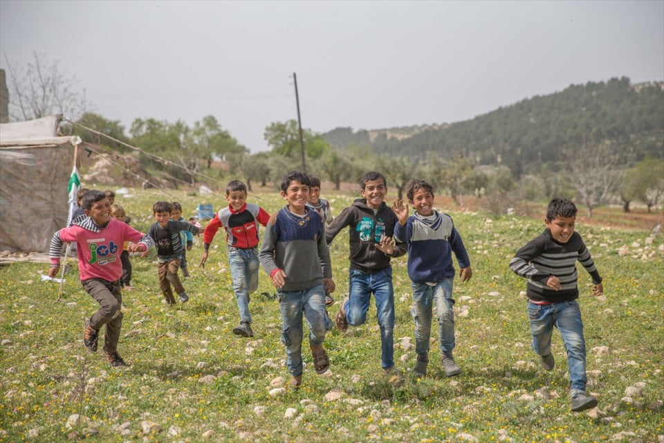 بالصور| وزير الخارحية التركي ينقل للعالم الحياة الطبيعية لأهالي مدينة عفرين بعد تحريرها من الإرهاب 6 بالصور| وزير الخارحية التركي ينقل للعالم الحياة الطبيعية لأهالي مدينة عفرين بعد تحريرها من الإرهاب 5