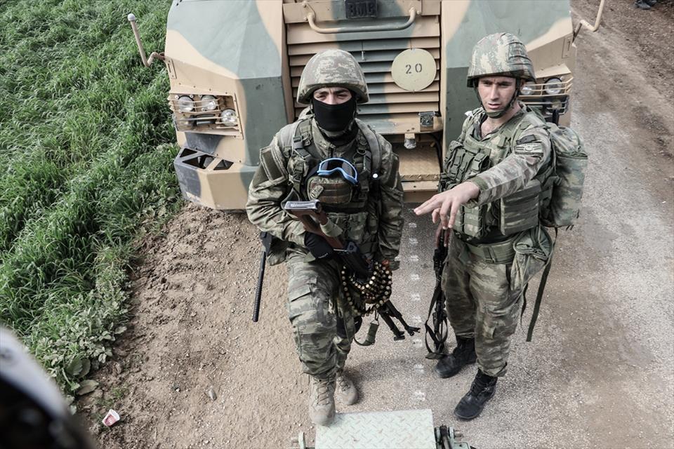 شاهد بالصور| تركيا ترسل تعزيزات كبيرة من القوات الخاصة إلى عفرين للمشاركة في عملية"غصن الزيتون" 7