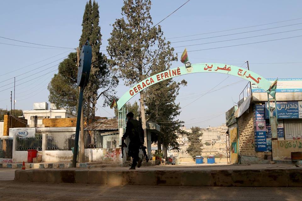 الصور الأولى من مركز عفرين بعد سيطرة قوات "غصن الزيتون" عليها 13