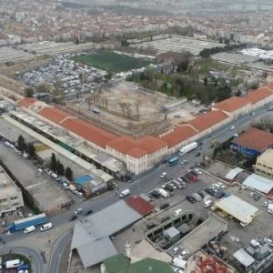 ثكنة عسكرية عثمانية بإسطنبول تتحول إلى أكبر مكتبة في تركيا