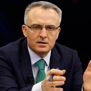 وزير المالية التركي: تصنيف “موديز” الائتماني لتركيا لا قيمة له